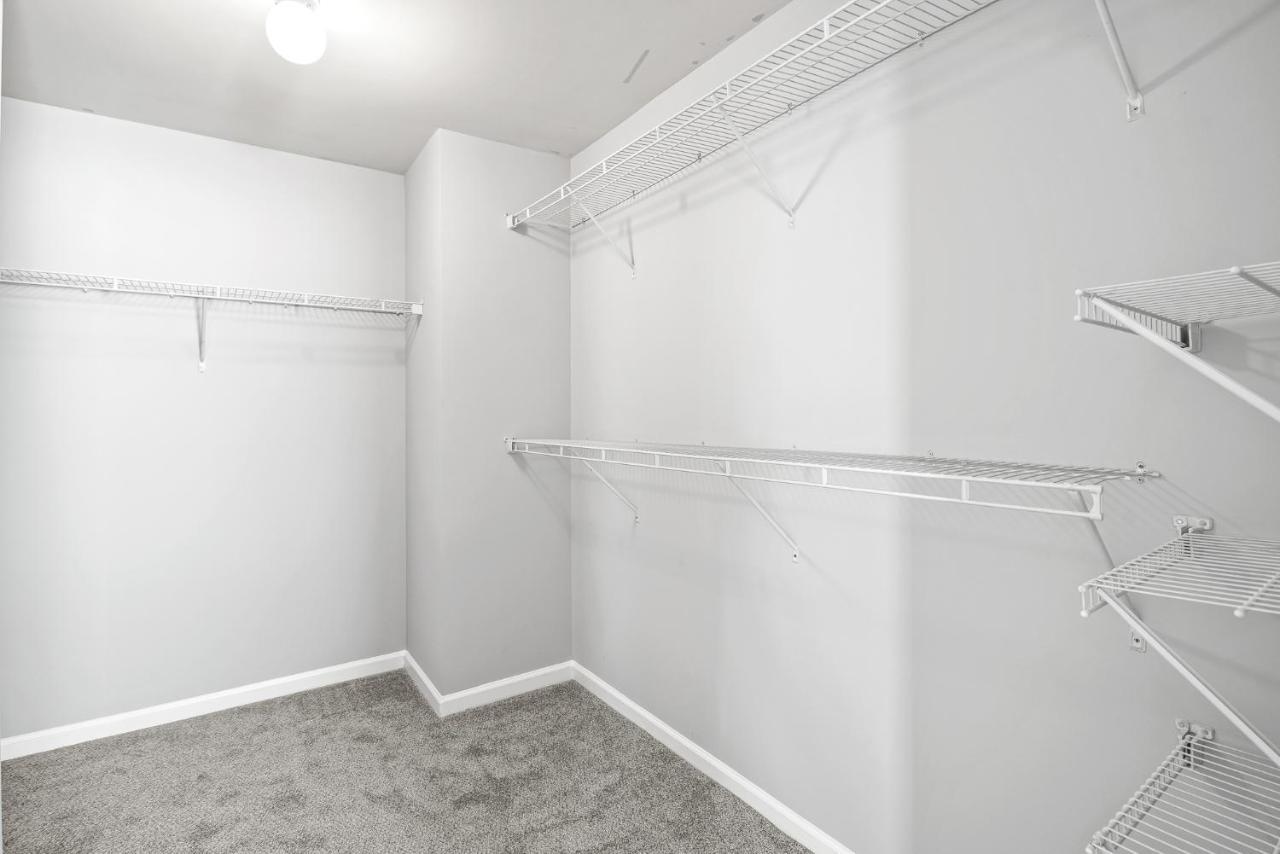 Calming Grey Townhouse With Jacuzzi Bathtub Villa Atlanta Ngoại thất bức ảnh